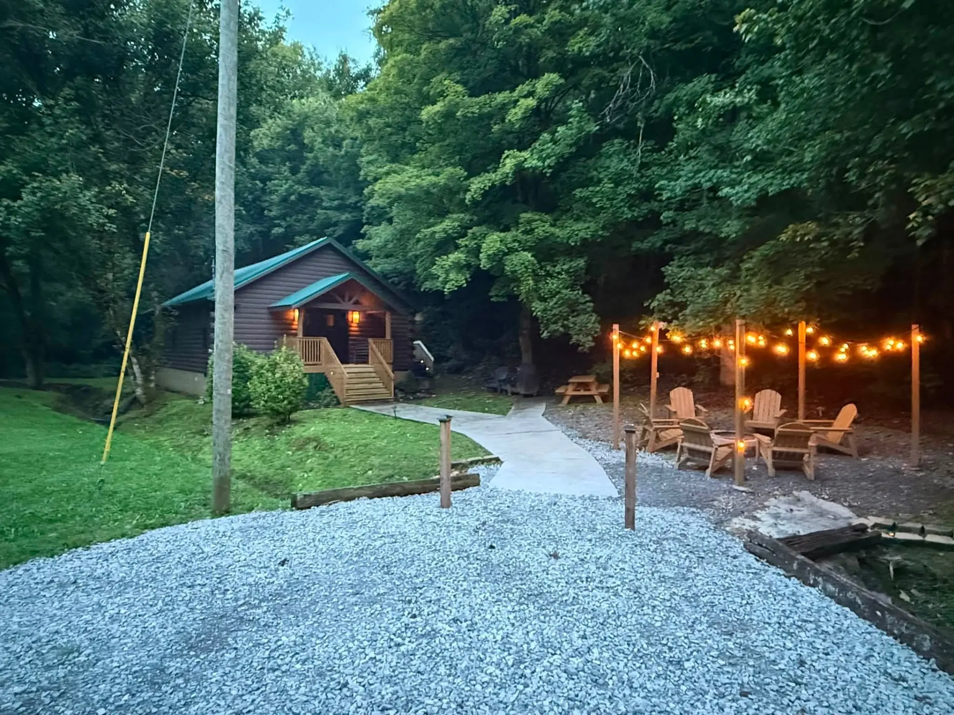 Evergreen Hideaway cabin photo 59
